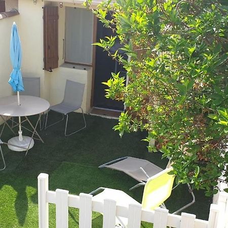 Maisonnette Studio Jardinet Gréoux-les-Bains المظهر الخارجي الصورة