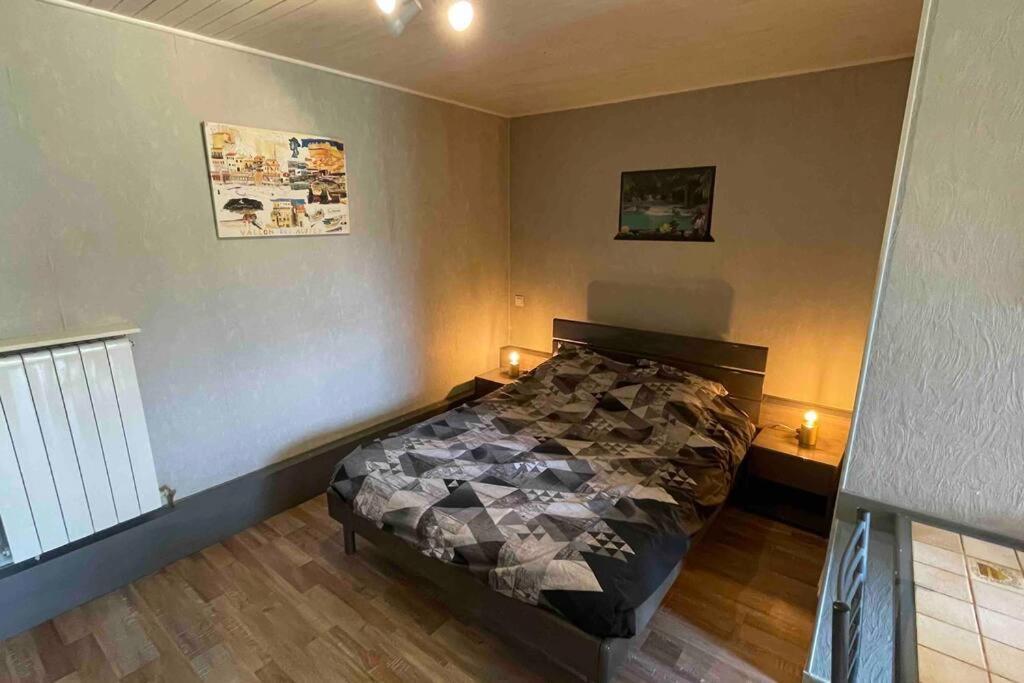 Maisonnette Studio Jardinet Gréoux-les-Bains المظهر الخارجي الصورة