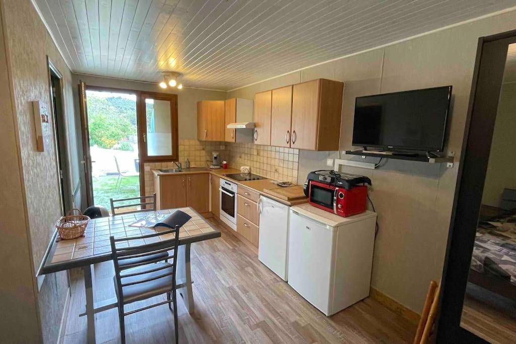 Maisonnette Studio Jardinet Gréoux-les-Bains المظهر الخارجي الصورة