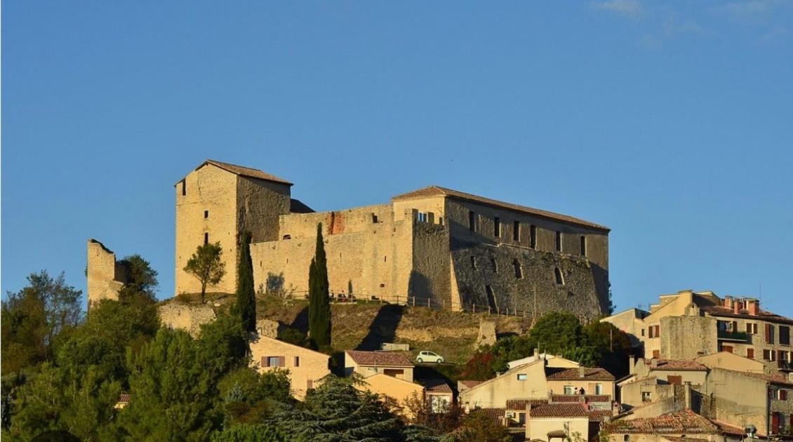 Maisonnette Studio Jardinet Gréoux-les-Bains المظهر الخارجي الصورة